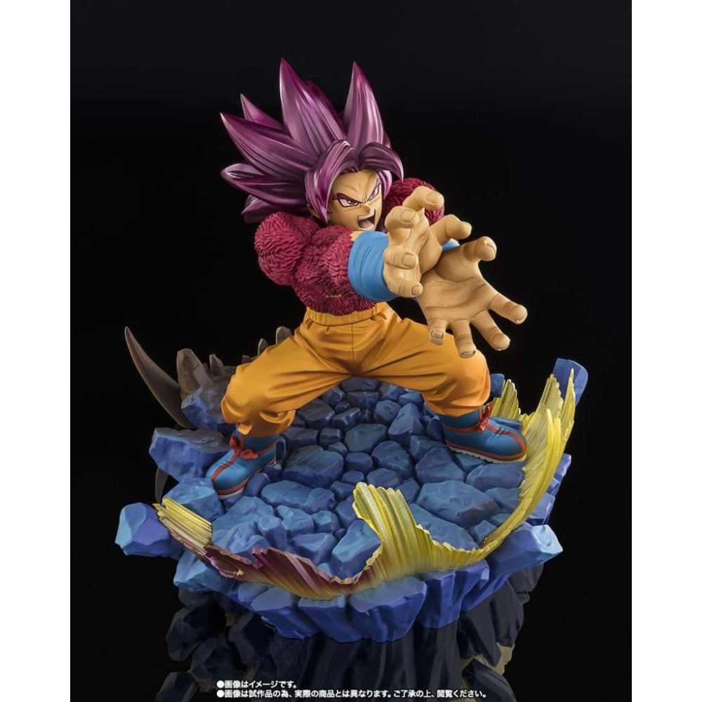 Statua Son Goku Super Saiyan 4 – Figuarts ZERO Extra Battle Bandai
